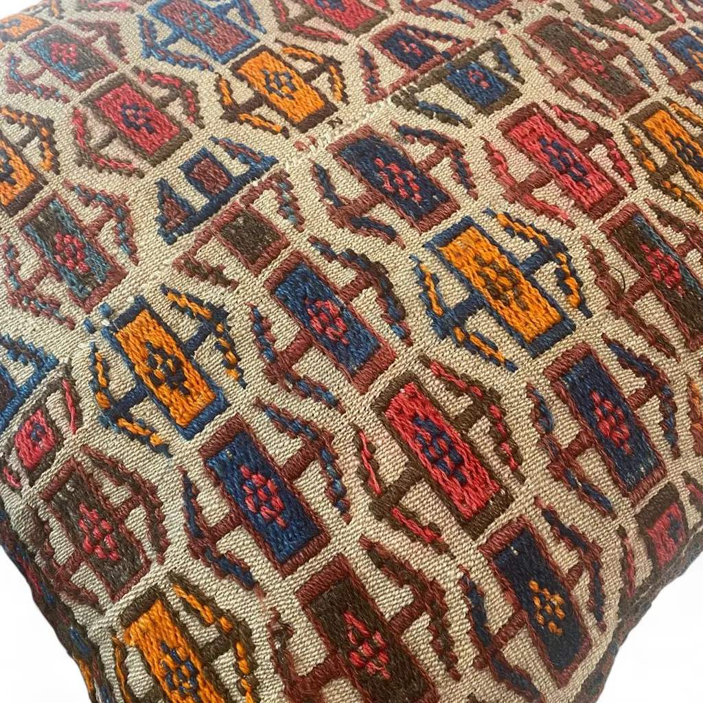 A pair of Baluch cushions, Image 1++